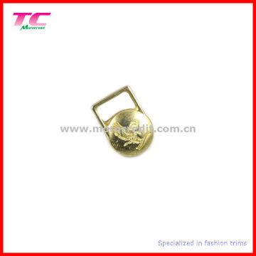 Debossed Brand Decorative Metal Zipper Puller for Garment